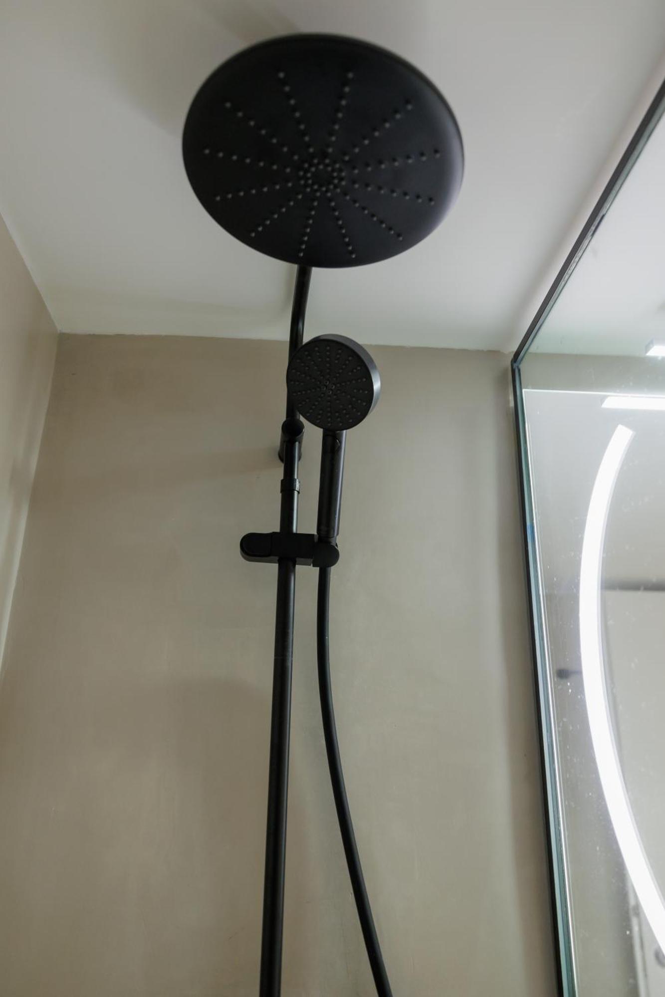 Modern 2Bdr Apt - 2' To Metro - Direct To Acropolis Athene Buitenkant foto