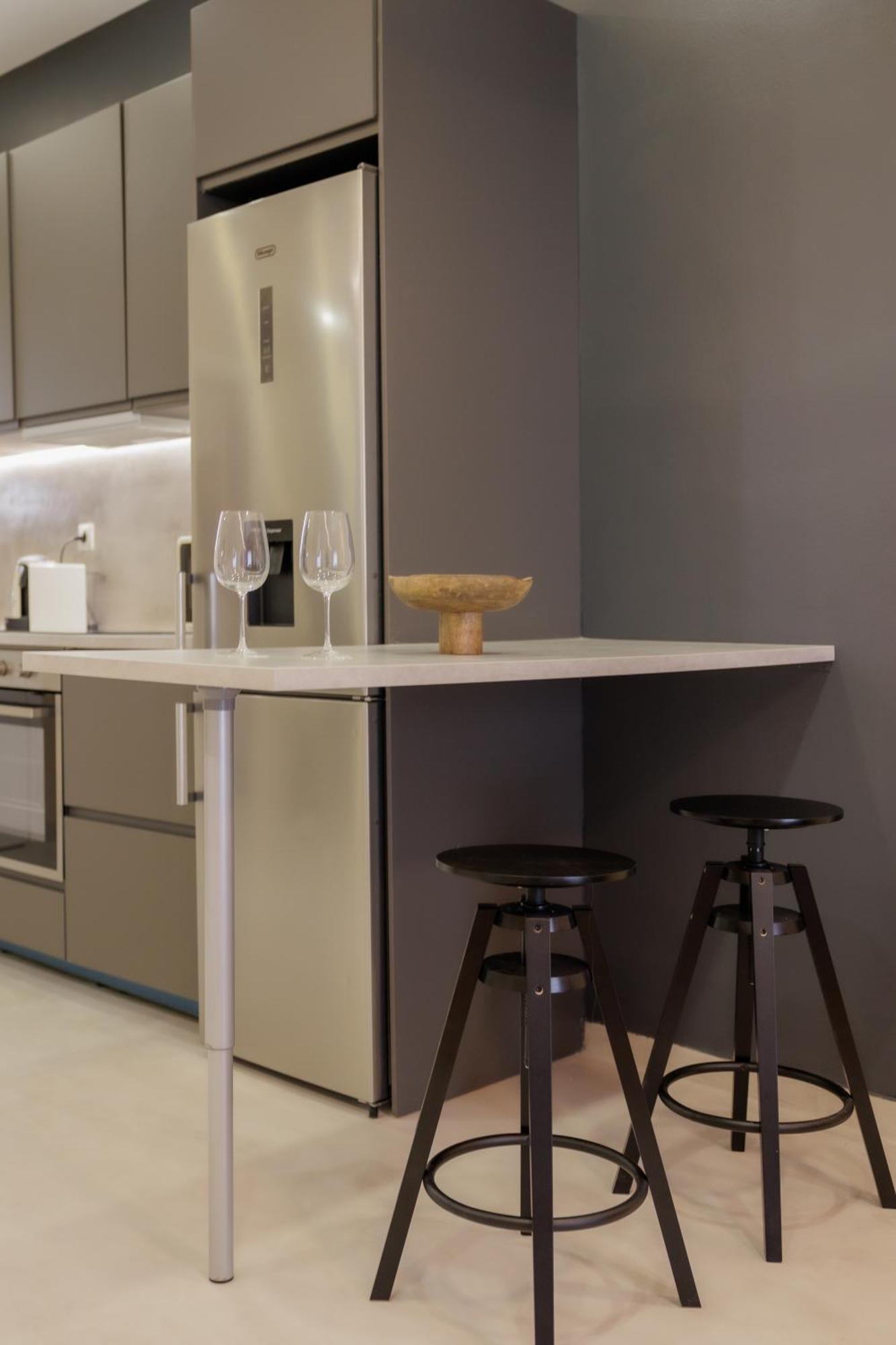 Modern 2Bdr Apt - 2' To Metro - Direct To Acropolis Athene Buitenkant foto